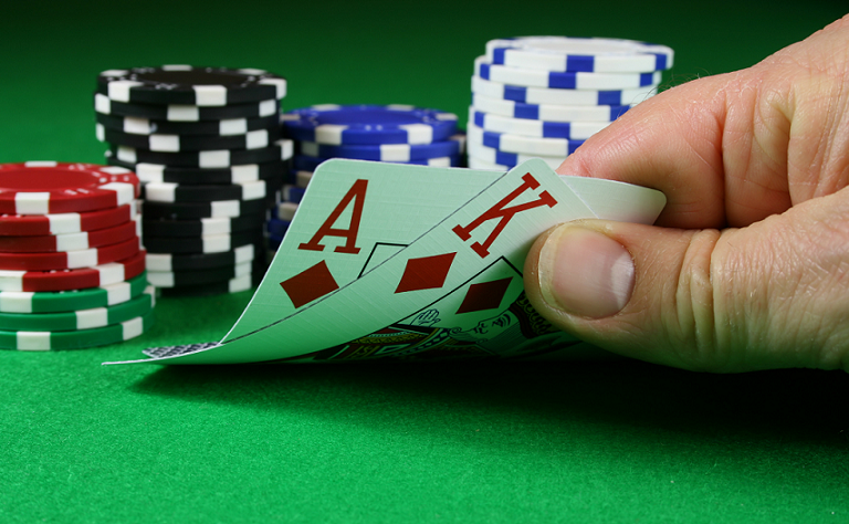 How to play poker sober in a sea of drunken players